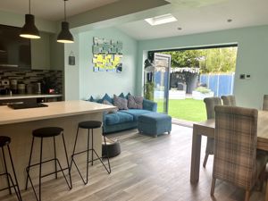 Photo 9- click for photo gallery